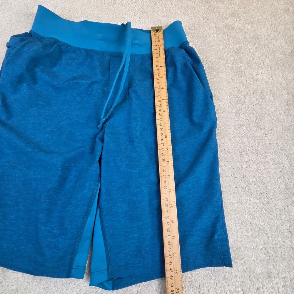 Lululemon License To Train Shorts Mens XS Blue Heathered Athletic Gym LM7AWSS
